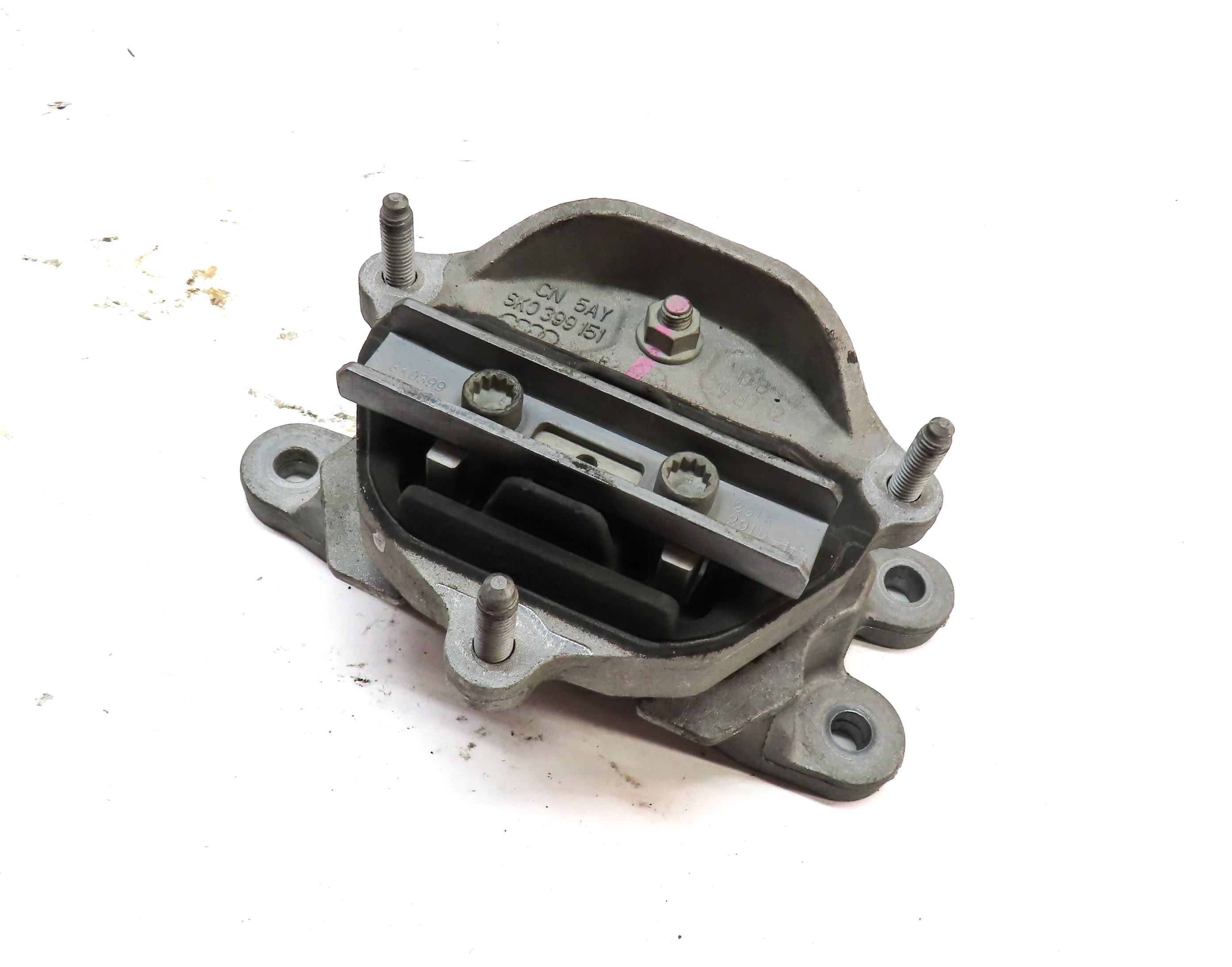 2013 AUDI S4 (B8 8K) 3.0L SUPER (CGXC) AUTOMATIC TRANSMISSION SUPPORT MOUNT — exact item pictured